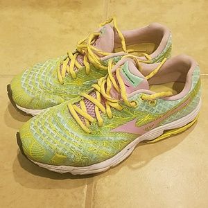 Mizuno Wave Sayonara Sneakers